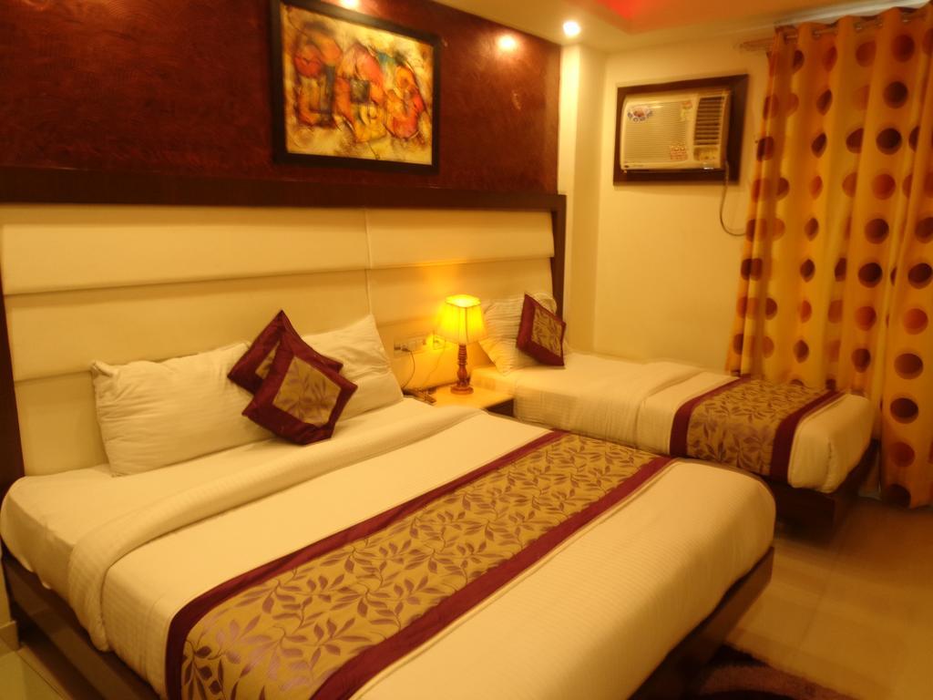 Hotel Station View Opposite New Delhi Railway Экстерьер фото