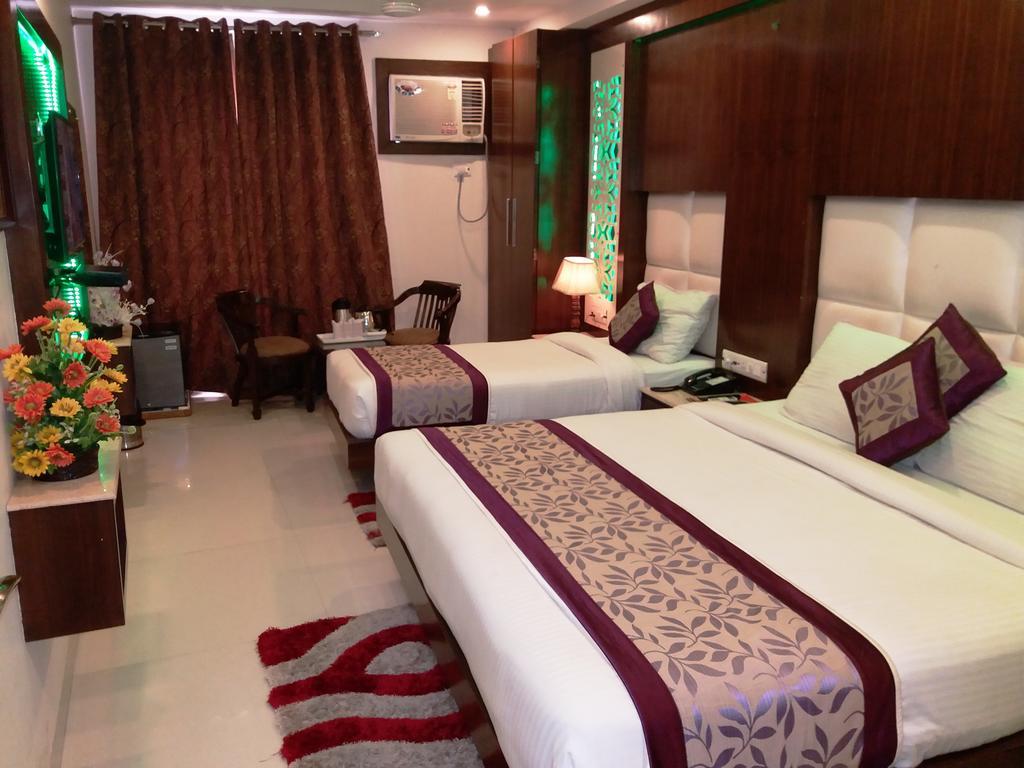 Hotel Station View Opposite New Delhi Railway Экстерьер фото